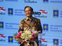 Mahfud Dengar RUU Penyiaran Diselundupkan ke DPR Lewat Perantara