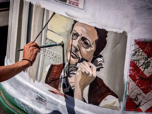 Menikmati Adegan Film Lewat Karya Lukis Seniman Italia Menikmati Adegan Film Lewat Karya Lukis Seniman Italia