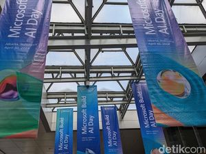 Momen CEO Microsoft Satya Nadella Temui Ribuan Developer Tanah Air Momen CEO Microsoft Satya Nadella Temui Ribuan Developer Tanah Air