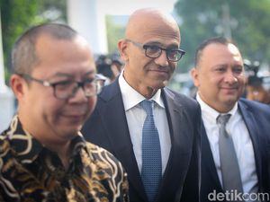 Presiden Jokowi Bertemu CEO Microsoft di Istana Pagi Ini Presiden Jokowi Bertemu CEO Microsoft di Istana Pagi Ini