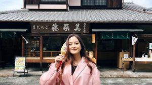 Hobi Kulineran, Ini Momen Salshabilla Adriani saat Nikmati Es Krim dan Pasta