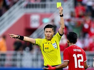 Kontroversi Wasit Shen Yinhao: Pernah Dituduh Plagiat Skripsi Kontroversi Wasit Shen Yinhao: Pernah Dituduh Plagiat Skripsi