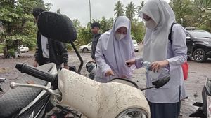 Siswa-siswi Dipulangkan Imbas Erupsi Gunung Ruang