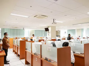 UTBK 2024 di Unair, Rektor Ingatkan Bobot Soal Berbeda-beda UTBK 2024 di Unair, Rektor Ingatkan Bobot Soal Berbeda-beda