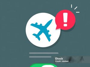 Kenapa Harus Menyalakan Airplane Mode di Pesawat? Ini Alasan dan Akibatnya Kenapa Harus Menyalakan Airplane Mode di Pesawat? Ini Alasan dan Akibatnya
