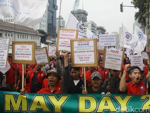 Buruh Minta Prabowo-Gibran Hapuskan Sistem Outsourcing!