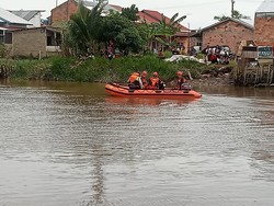 ABG di Palembang Tenggelam Saat Bermain di Pinggir Sungai Borang