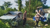 Sopir Belajar Nyetir, Mobil Berisi 1 Keluarga Terjun ke Jurang di Mojokerto