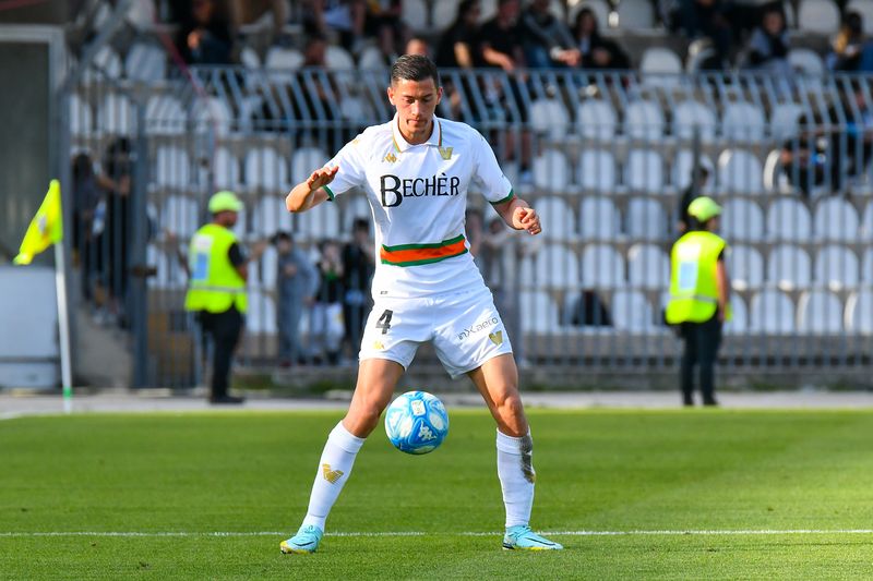 Jay Idzes of Venezia FC is playing during the Serie B BKT match between Ascoli Calcio and Venezia F.C. at Stadio Cino e Lillo del Duca in Ascoli Piceno, Italy, on April 7, 2024. (Photo by Andrea Iommarini/NurPhoto via Getty Images)