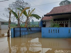 Permintaan Maaf Pemkot Depok gegara Banjir di Cipayung Berbulan-bulan