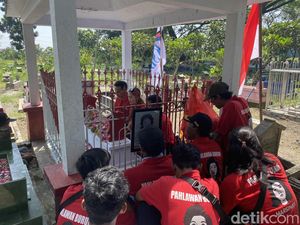 Buruh Desak Pemerintah Jadikan Marsinah Pahlawan Nasional Buruh Desak Pemerintah Jadikan Marsinah Pahlawan Nasional