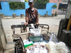 Misyono dan 23 Tahun Perjalanan Bareng Jajanan Tradisional