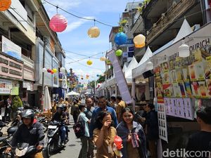 Semringah Pelaku UMKM Raup Cuan Berlipat di Festival Semarapura