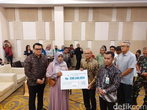 Anak 4 Teknisi Korban Septic Tank Dapat Beasiswa hingga Kuliah Anak 4 Teknisi Korban Septic Tank Dapat Beasiswa hingga Kuliah