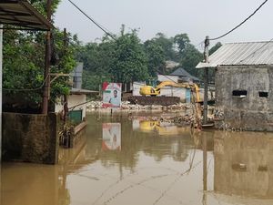 5 Bulan Banjir Cipayung Tak Kunjung Surut, Pemkot Depok Minta Maaf