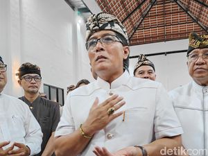 Giri Prasta Minta Penggantinya Lanjutkan Program Bagi-bagi Dana Hibah Giri Prasta Minta Penggantinya Lanjutkan Program Bagi-bagi Dana Hibah