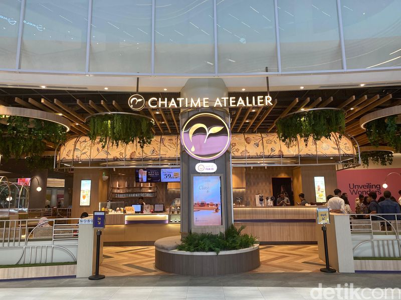 Chatime Atealier terbesar di Living World Kota Wisata Cibubur