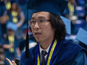 Dokter Tirta Lulus S2 dari ITB dalam 1,5 Tahun dan Cum Laude, Begini Tipsnya