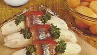 Ini 10 Kreasi Makanan Aneh yang Dulu Digemari Banyak Orang