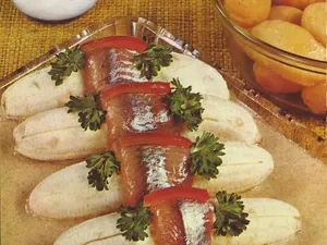 Ini 10 Kreasi Makanan Aneh yang Dulu Digemari Banyak Orang