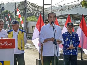 Jokowi Ungkap Telah Bangun 7 Bendungan di NTB Selama 10 Tahun Menjabat Jokowi Ungkap Telah Bangun 7 Bendungan di NTB Selama 10 Tahun Menjabat