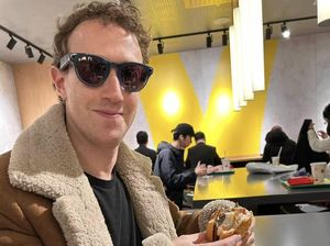 Di Balik Penampilan Baru Mark Zuckerberg yang Bikin Kaget Di Balik Penampilan Baru Mark Zuckerberg yang Bikin Kaget