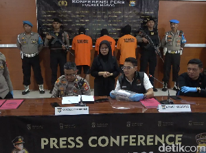 Detik-detik Pemuda Maros Klakson Motor Berujung Dikeroyok hingga Tewas Detik-detik Pemuda Maros Klakson Motor Berujung Dikeroyok hingga Tewas