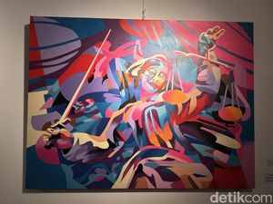 Melihat Lukisan Dewi Keadilan di GBK Unfolds