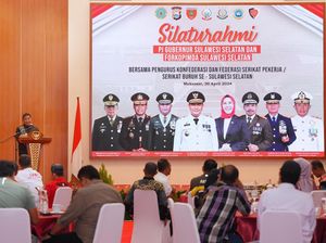 Pj Gubernur Ajak Buruh Bangun Sulsel Lewat Konsep Ekonomi Hijau-Biru