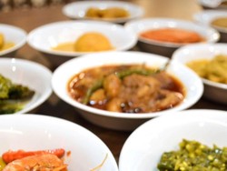 Video: Wajib Banget Cobain Ini di Minangkabau Culinary Heritage Festival 2025!