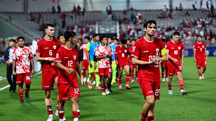 Players from Indonesia are expressing their dejection after the AFC U23 Asian Cup Qatar 2024 Semi-Final match between Indonesia and Uzbekistan at Abdullah Bin Khalifa Stadium in Doha, Qatar, on April 29, 2024. (Photo by Noushad Thekkayil/NurPhoto via Getty Images)