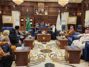 UIN Jakarta & Universitas Islam Madinah Kolaborasi Kembangkan Penelitian UIN Jakarta & Universitas Islam Madinah Kolaborasi Kembangkan Penelitian