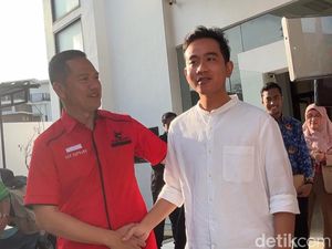 Gibran Emoh Tanggapi Anjloknya Perolehan Kursi PDIP di DPRD Solo Gibran Emoh Tanggapi Anjloknya Perolehan Kursi PDIP di DPRD Solo