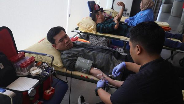 Aksi Donor Darah Dukung Misi Kemanusiaan