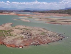 Panas Ekstrem Bikin Kota Tersembunyi di Filipina Muncul dari Bawah Sungai