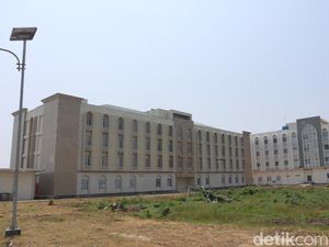 Bey Keluhkan Air Payau di Asrama Haji Indramayu Bey Keluhkan Air Payau di Asrama Haji Indramayu
