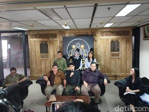 Pengacara Ari Bias Jelaskan Status HW Group dalam Kasus Agnez Mo Pengacara Ari Bias Jelaskan Status HW Group dalam Kasus Agnez Mo