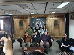 Ari Bias Nuntut Direct License Rp 5 Juta, tapi Agnez Mo Bungkam