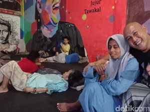 Cerita Dadang Sang Pemburu ODGJ Telantar di Tasikmalaya Cerita Dadang Sang Pemburu ODGJ Telantar di Tasikmalaya