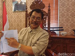 PDIP Sebut Kapolda Kepri Bakal Ambil Formulir Bacalon Gubernur PDIP Sebut Kapolda Kepri Bakal Ambil Formulir Bacalon Gubernur