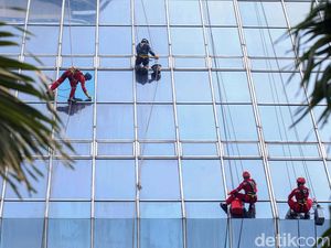 Memeratakan Budaya K3 untuk Menekan Kecelakaan Kerja Memeratakan Budaya K3 untuk Menekan Kecelakaan Kerja
