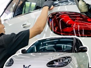 Mobil Listrik Bisa Tampil Kece dengan Nano Ceramic Coating, Ini Keunggulannya Mobil Listrik Bisa Tampil Kece dengan Nano Ceramic Coating, Ini Keunggulannya