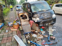 Mobil Tabrak Tukang Soto di Bogor, Sopir Diduga Alami Microsleep