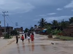 Banjir Bandang Terjang Wajo, Jalan Poros ke Palopo Lumpuh Total