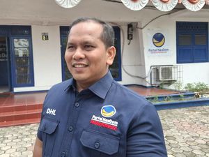 8 Tokoh Ini Ambil Formulir Calon Gubernur Riau ke NasDem 8 Tokoh Ini Ambil Formulir Calon Gubernur Riau ke NasDem