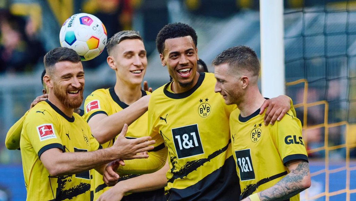 Dortmund menang 5-1 atas Augsburg. Foto: dpa/picture alliance via Getty I/picture alliance
