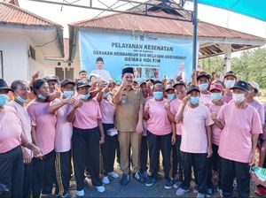 Bupati Koltim Pastikan Warga Terdampak Banjir Dapat Layanan Kesehatan Gratis