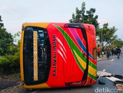 Detik-detik Bus Rajawali Indah Tabrak Motor Tewaskan 2 Orang di Bojonegoro