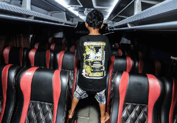 Fenomena Klakson Bus Basuri yang Bikin Anak-anak Menari