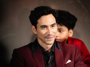 Darius Sinathrya Rela Tak Pulang ke Rumah Sebagai Bentuk Totalitas Peran